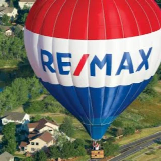 Agency Remax Construction company 