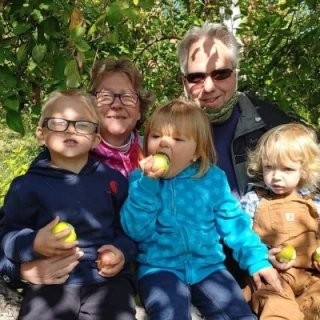 Agency HOLYLAND FAMILY FARM